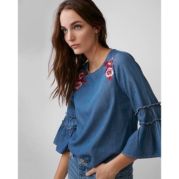 New Express Silky Soft Denim Embroidered Top XS - Picture 1 of 2